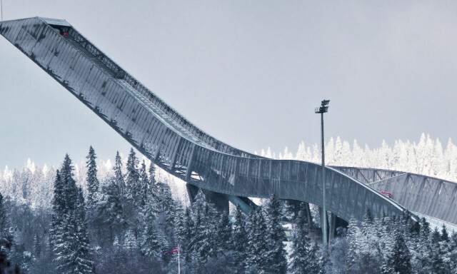 image: NVE tester Holmenkollen mot rasfarlige fjellsider i påskefjellet